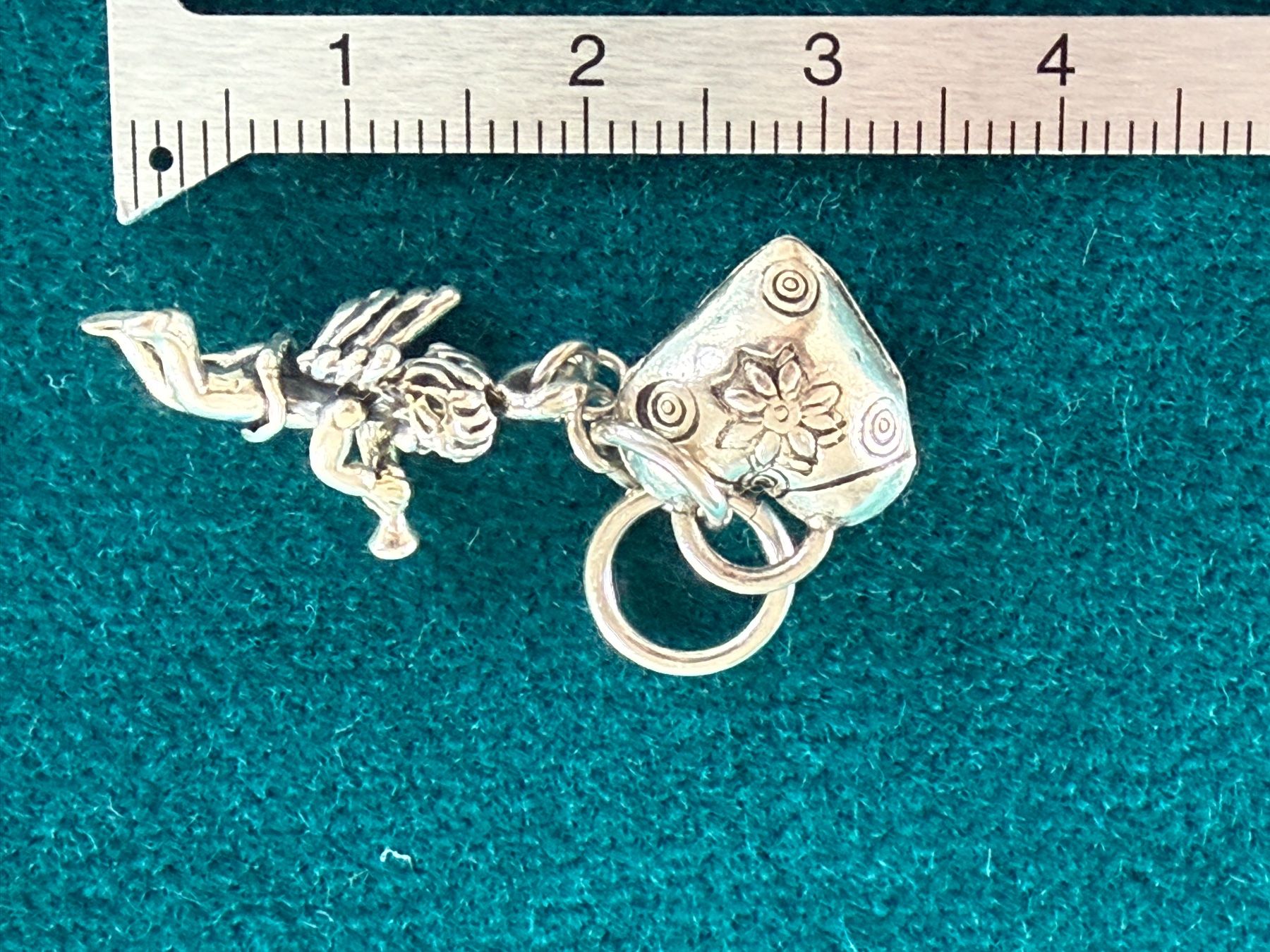 Anhänger: Schöne Anhänger in Silber – Gebraucht aus Buchs SG von Laurenzia2 1