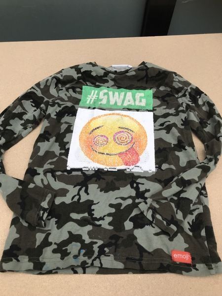 Junge Sweatshirt Pailletten emoji 146/152 (D'occasion) à