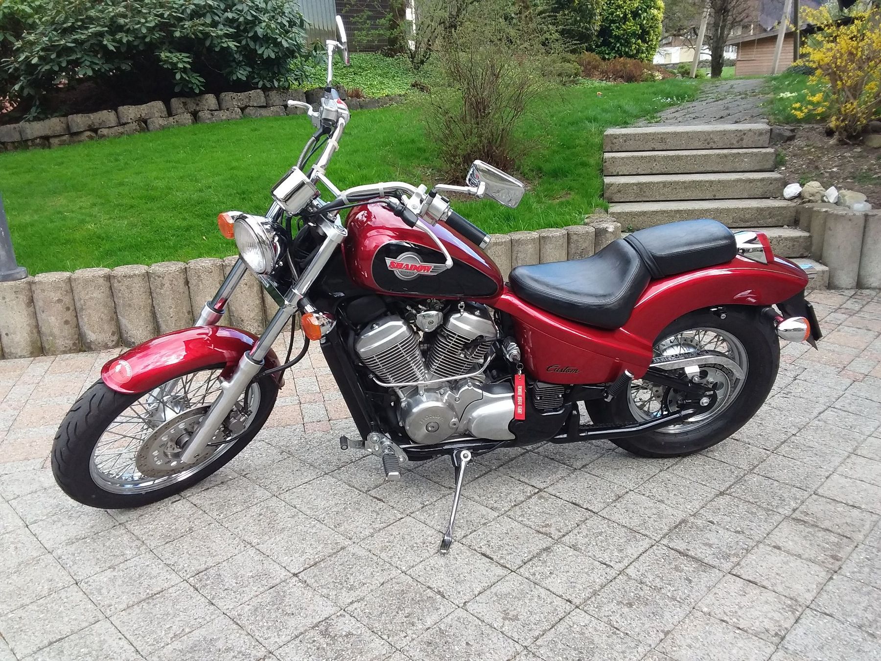 Chopper: Honda Shadow VT 600 C – Gebraucht aus dallenwil von Buriraya