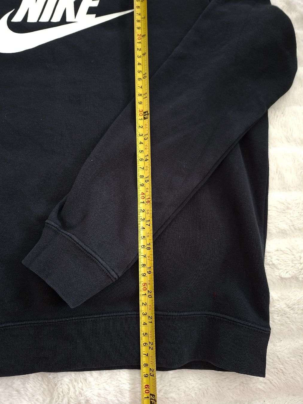 Nike Maglioni & Felpe: Pull Nike noir, taille femme – Usato da Renens VD venduto da ser_j2fn 3