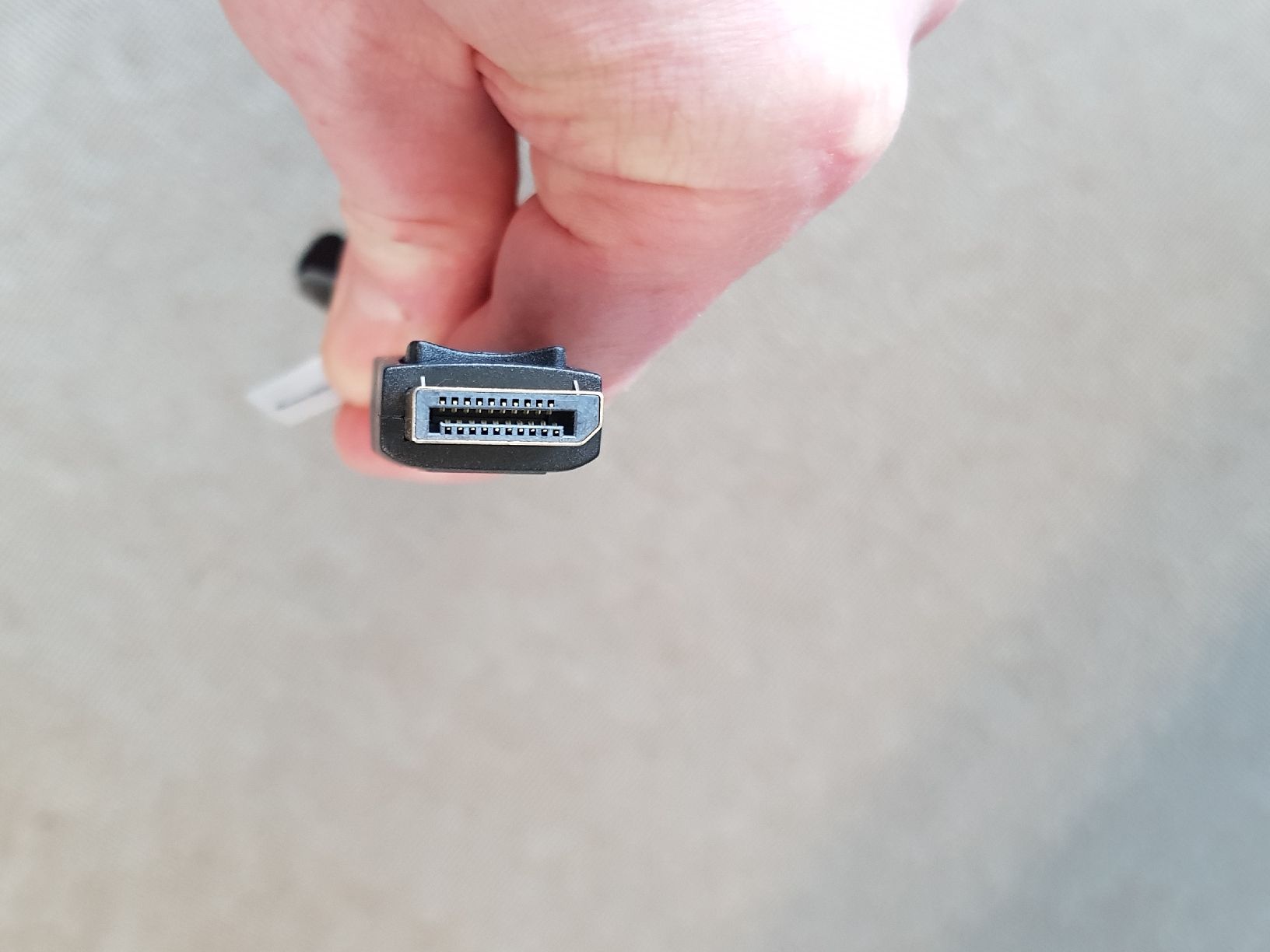 Unità & Adattatore: Display port zu HDMI – Usato da Gerlafingen venduto da diotech 2