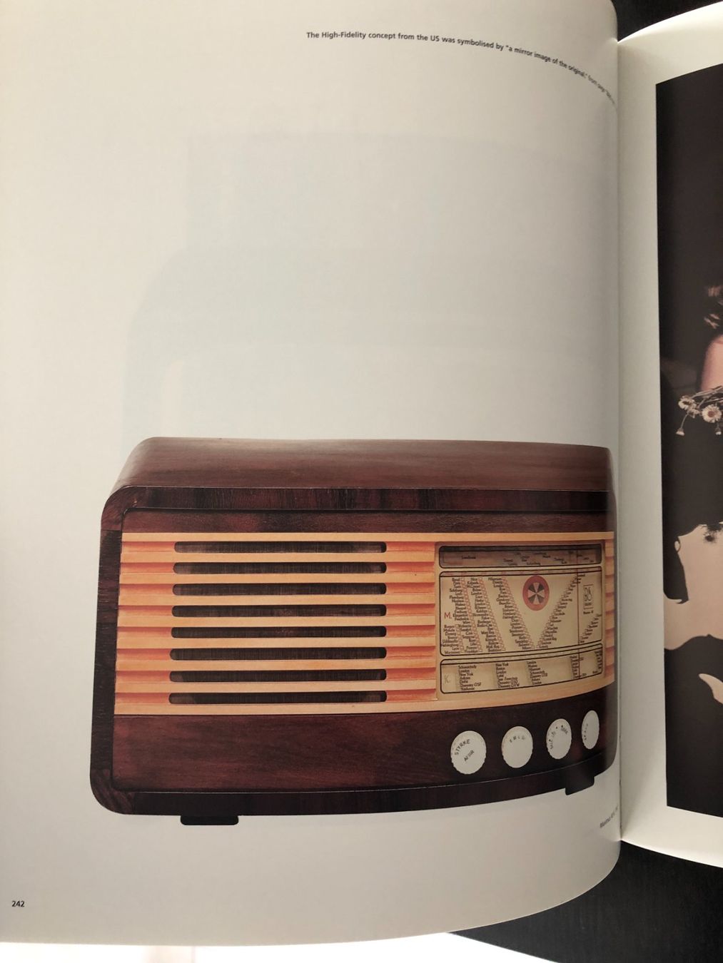 Bücher: Bang & Olufsen  B & O From Vision to Legend – Gebraucht aus Pfäffikon ZH von Waltoversand 2