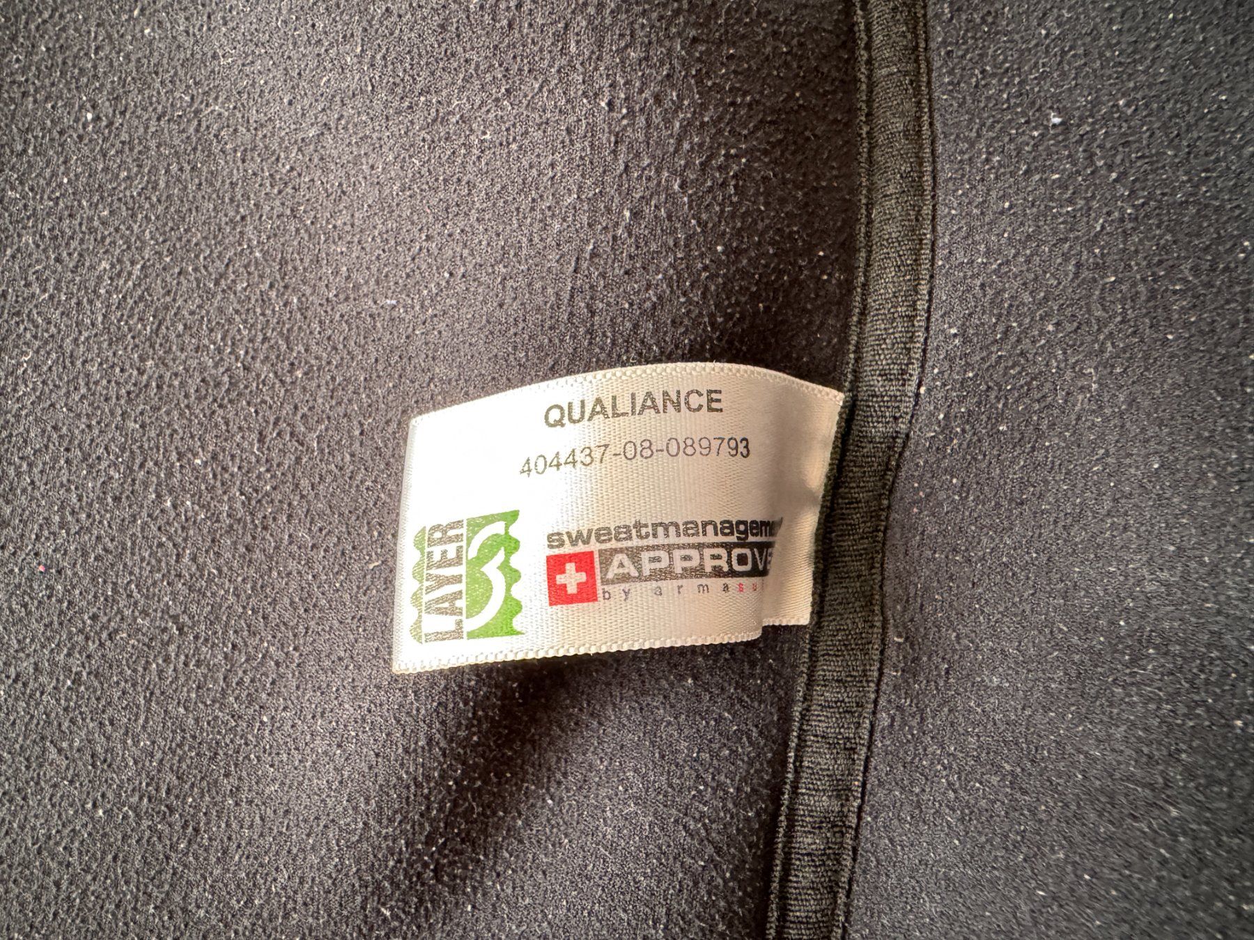 Armée suisse Vestes: Fleece Jacke, Jacket, Pulli, Pullover, Armee Schweiz – D'occasion à Winterthur par YaV 2