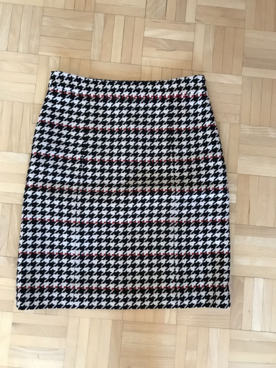 Hugo Boss Gonne: Rock Hugo Boss – Usato da Basel venduto da FannySt