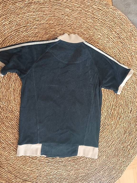 Adidas T-shirt: Vintage-Style Adidas Oberteil – Usato da Zürich venduto da Melianea 4