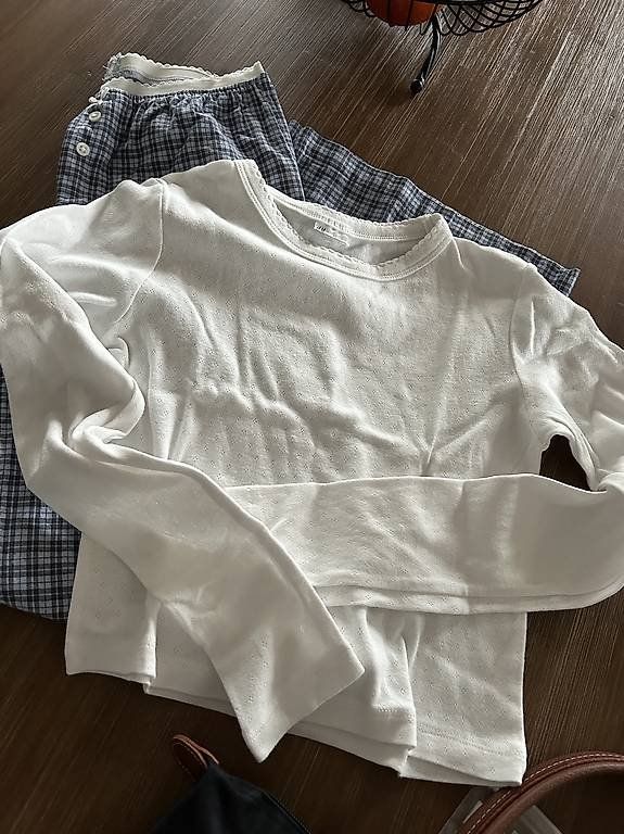 Negligees & Pigiami: Pyjama 2Teiler oder Hausanzug von H&M Neu – Nuovo (secondo la descrizione) da Beringen venduto da Sternli650 1