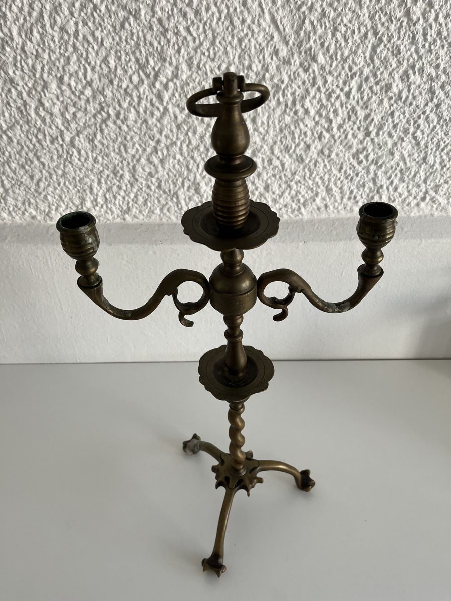 Tutte le decorazioni: alter, grosser, zweiflammiger Kerzenständer / Messing – Usato da Wetzikon ZH venduto da seli03 3