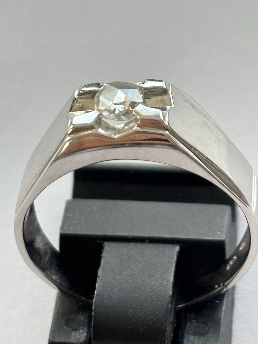 Ringe: Ring Weissgold / mit Diamantrose 18 Karat – Gebraucht aus Langnau am Albis von flusspflege 1