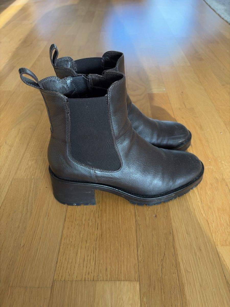 Scarpe da donna: Chelsea boots- Mirror – Nuovo (secondo la descrizione) da Sursee venduto da fab_r6xb 1