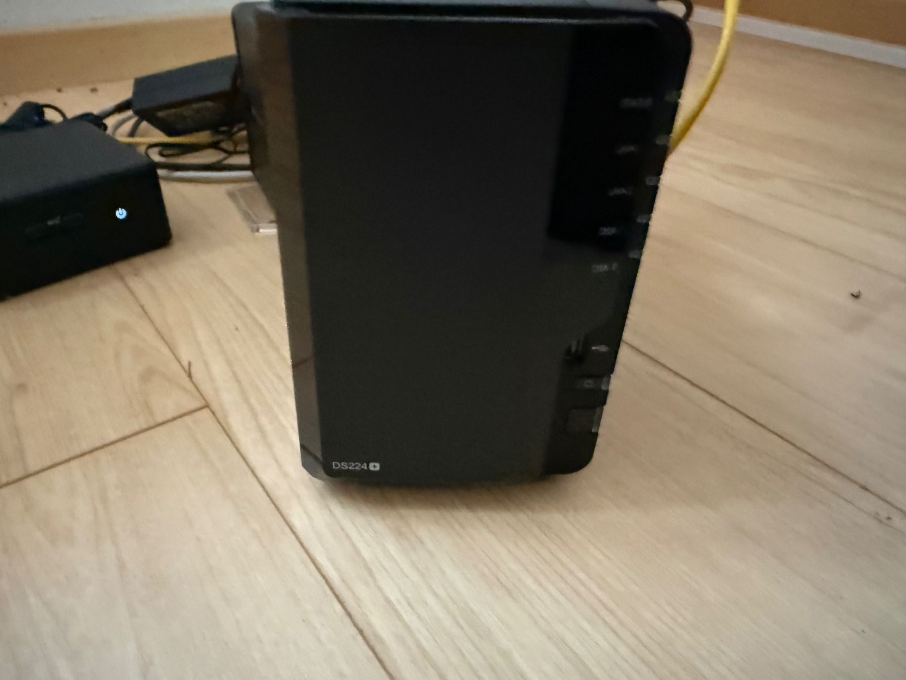 Synology Server: Synology NAS DS224+ – Usato da Kirchberg SG venduto da Erudash