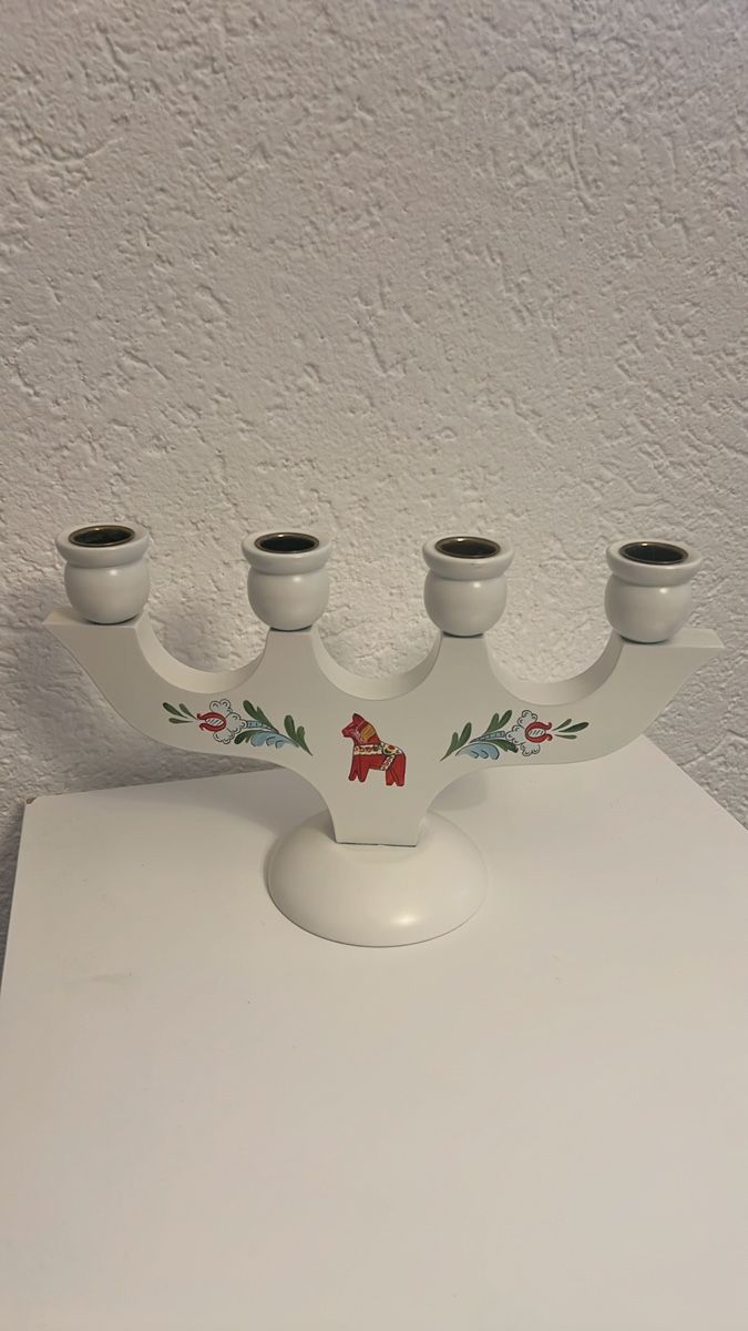 Bougeoirs: Schwedischer Kerzenhalter weiss – D'occasion à Seon par Sunny-Schmuck78