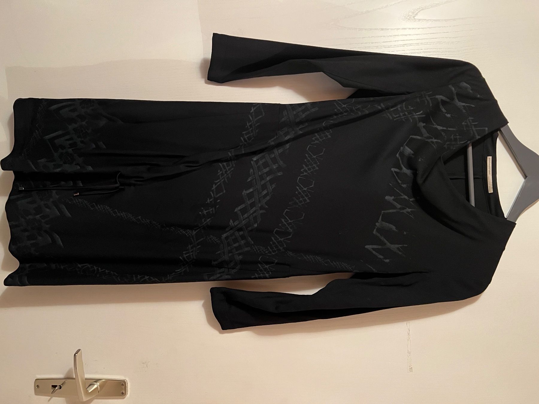 Girbaud Robes: Kleid Marithe Francois Girbaud schwarz gebraucht – D'occasion à Ruggell par Malbuntiger01 6
