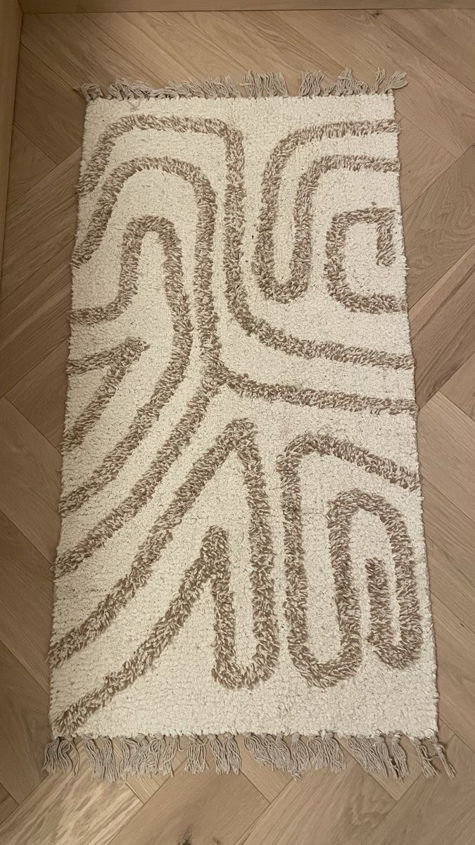 Maisons du monde Tappeti: Tapis Maisons du Monde – Usato da Satigny venduto da Pauline_1987