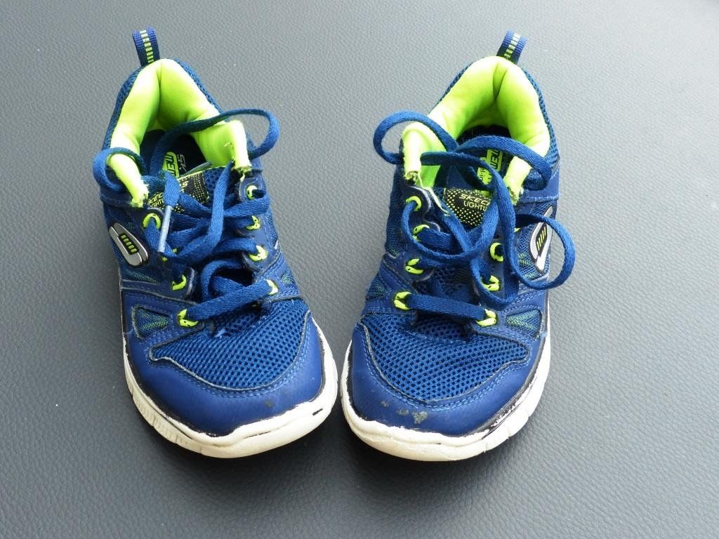 Skechers Scarpe per ragazzi: Skechers-Turnschuhe Gr.29 – Usato da Jona venduto da Cinnestig