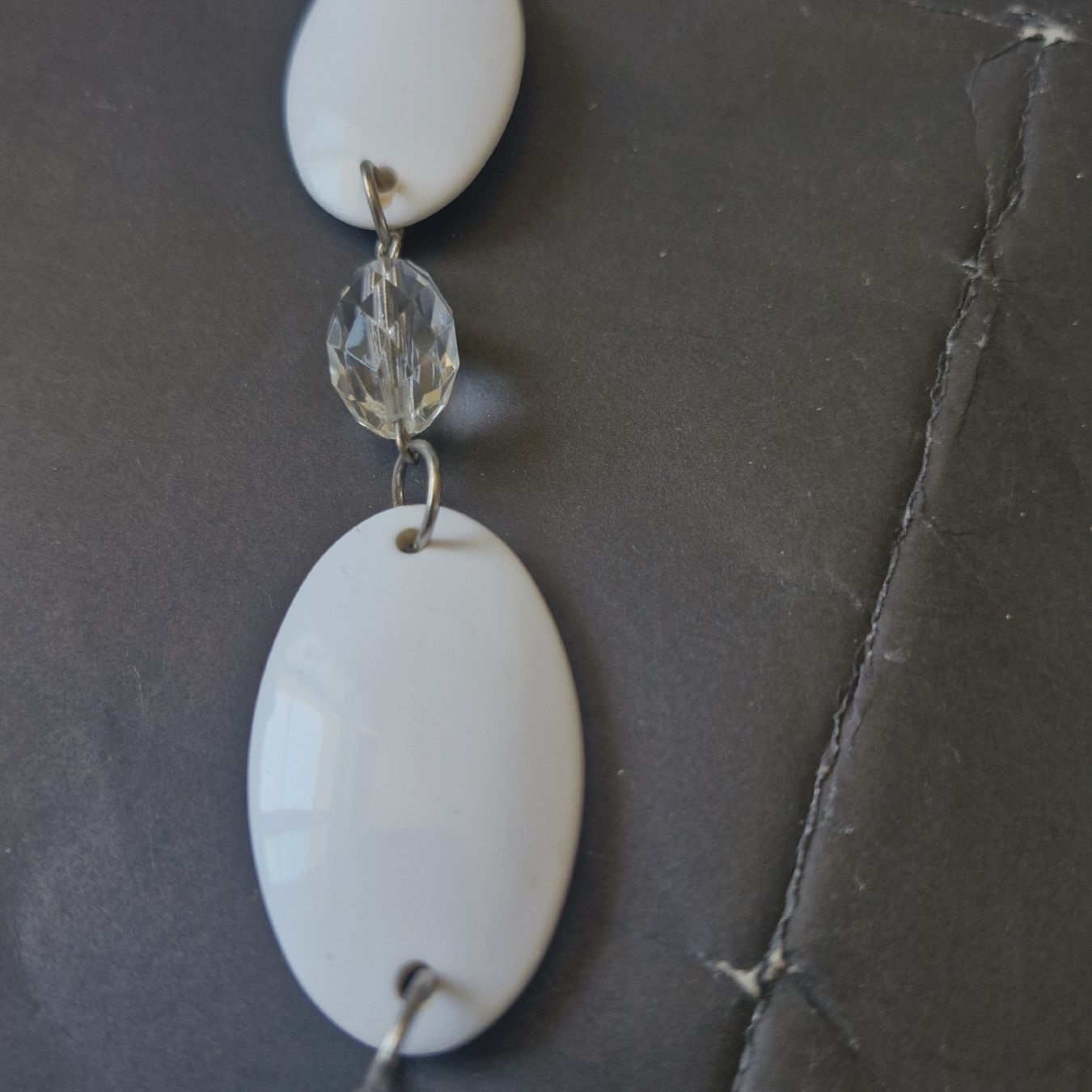 Colliers: collier blanc avec corde – D'occasion à Neuchâtel par yas_zdb7 1