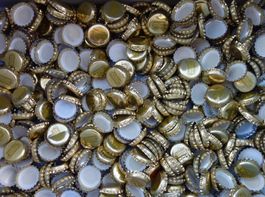 1kg Kronkorken zum Basteln Kreativprojekt 500 Stück gold