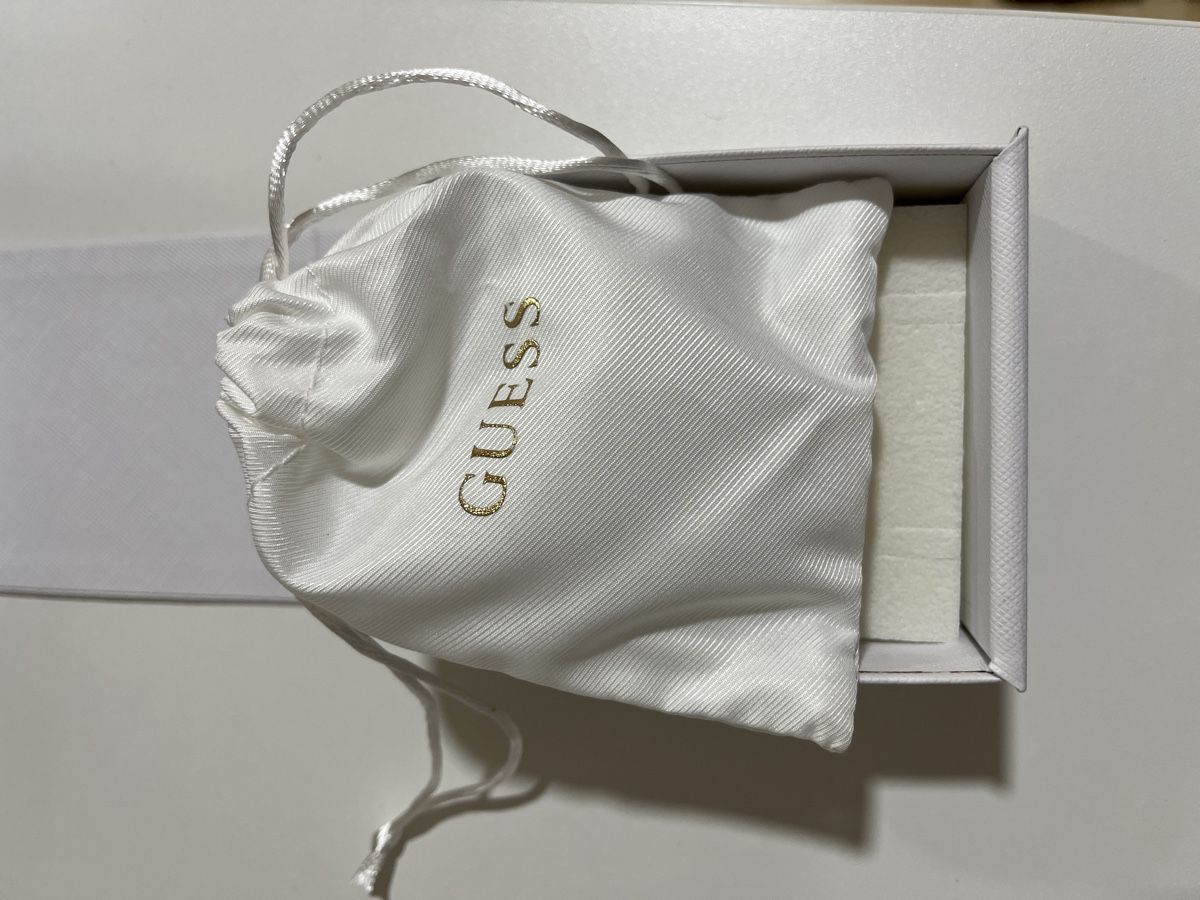 Guess Anelli: Original Guess Ring – Nuovo e nell'imballaggio originale da Nussbaumen AG venduto da c.4 3