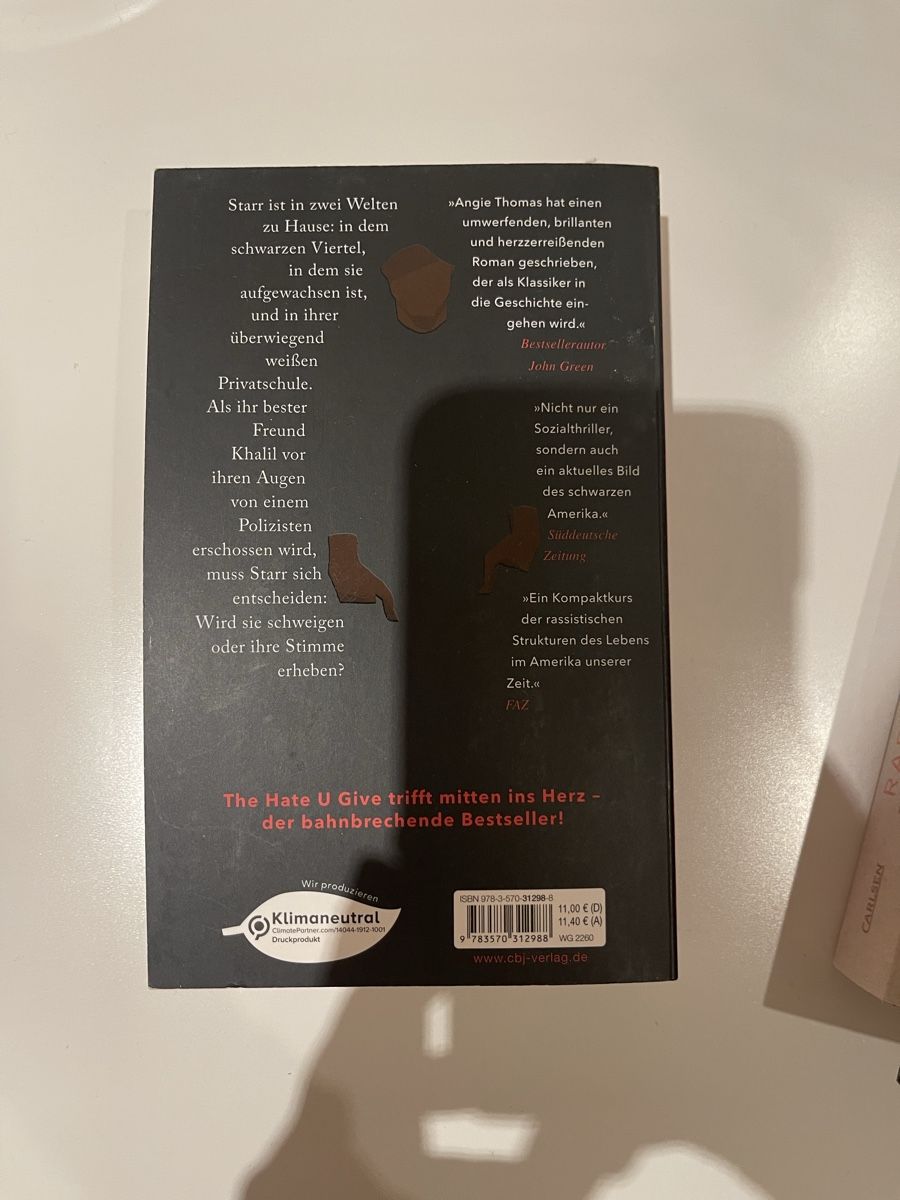 Libri: The Hate U Give, Angie Thomas, Jugendbuch, Top Zustand – Nuovo (secondo la descrizione) da Spreitenbach venduto da ayl_2s7b 1