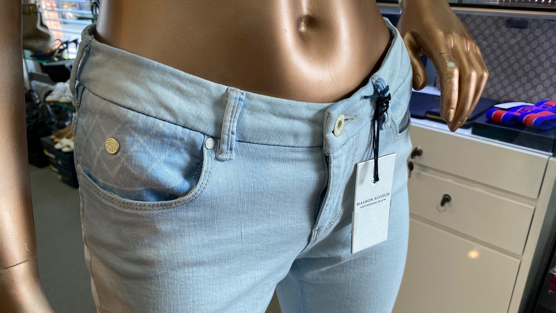 Maison Scotch Jeans: Maison Scotch Jeans – Neu und originalverpackt aus Lachen SZ von HelvetiaLuxury 1