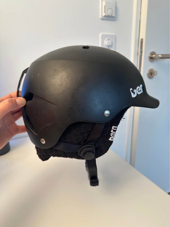 Caschi: Helmet Bern Watts – Usato da Zürich venduto da mc_172 5
