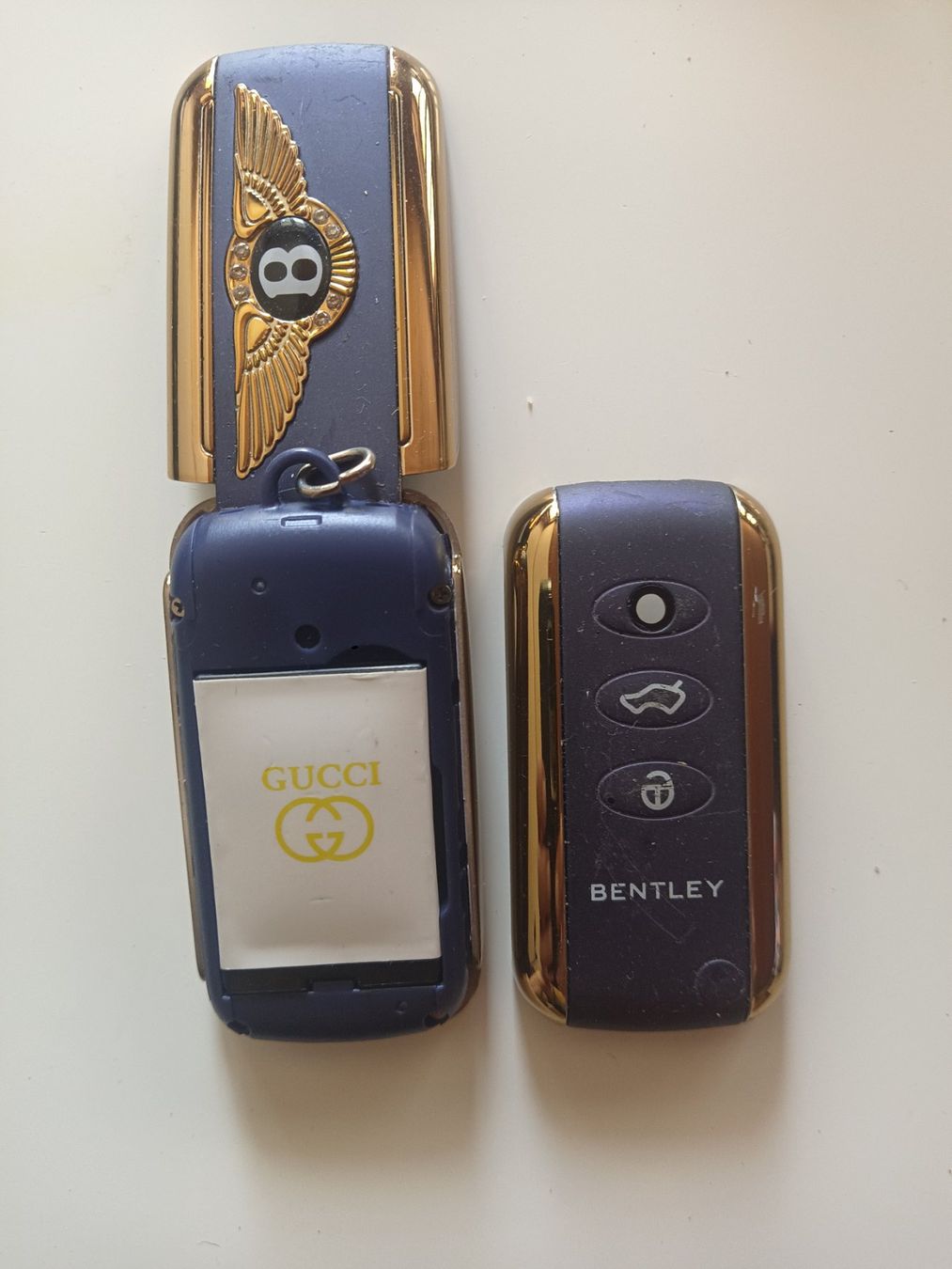 Handys / Smartphones: Klaphandy Bentley – Gebraucht aus Mittelhäusern von Steigerer3 1