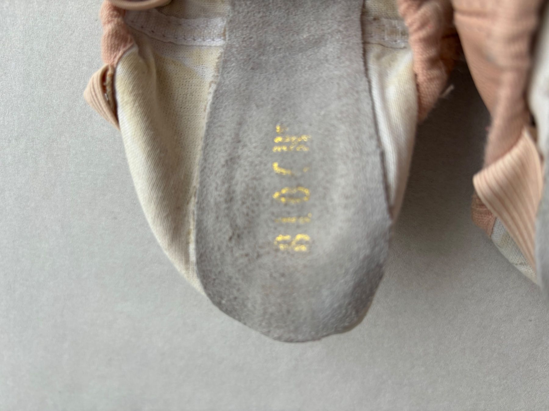 Bloch Scarpe per ragazze: Ballett-Schuhe Leder Gr. 28 – Nuovo (secondo la descrizione) da Pfäffikon SZ venduto da mardana 2
