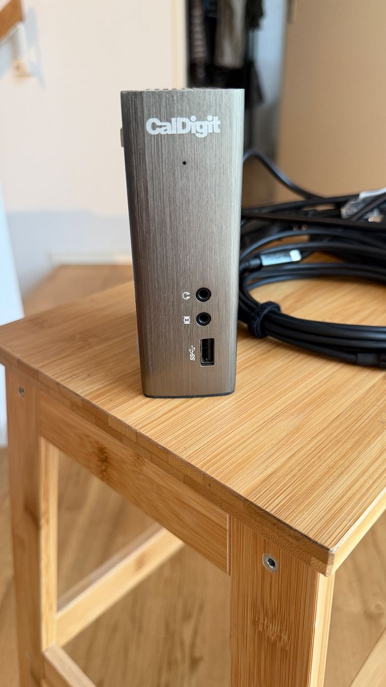 CalDigit Docking station: CalDigit TB2 Thunderbolt 2 Dock – Usato da Tagelswangen venduto da GugusLala