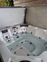 Spa canadien "Coast Spas" deux pompes (plus économique)