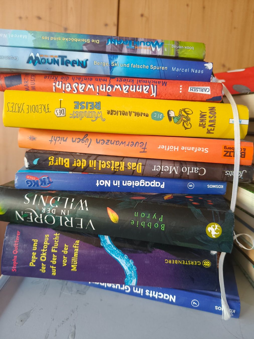 Bücher: Diverse Jugendbücher – Gebraucht aus Freienbach von Akjehli 1