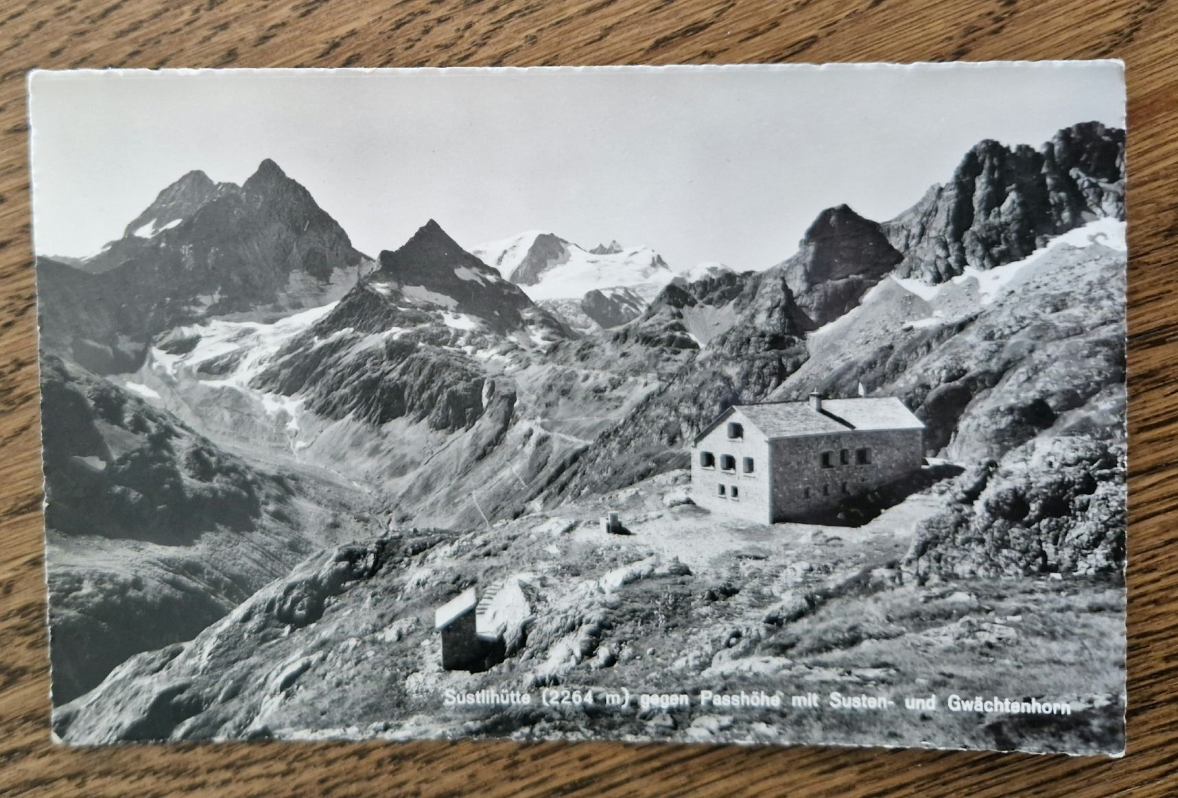 Cartoline postali: Sustlihütte gegen Passhöhe – Usato da Ebikon venduto da Donar50