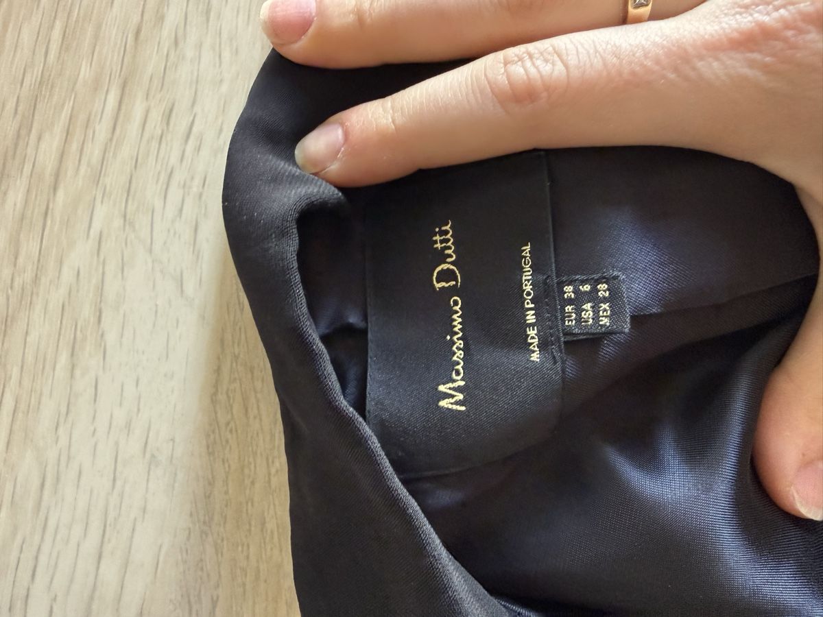 Vestiti: Massimo Dutti dress – Usato da Zürich venduto da AlineCr 4