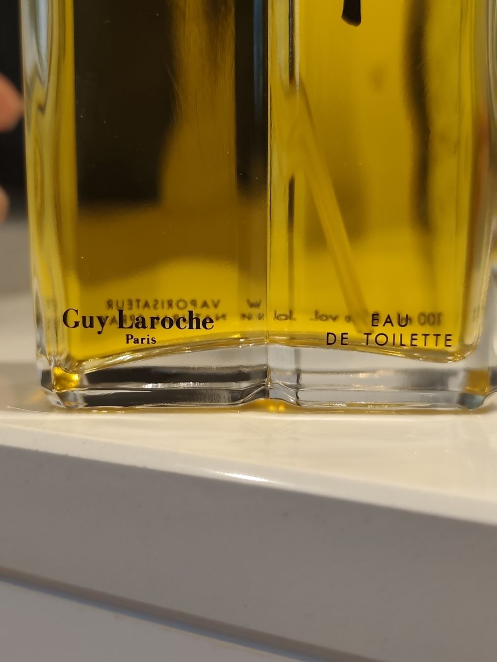 Profumi & Eau de Toilette: Parfume Guy Laroche Fidji 100 ml – Usato da Männedorf venduto da Ursik_OnlineShop 4