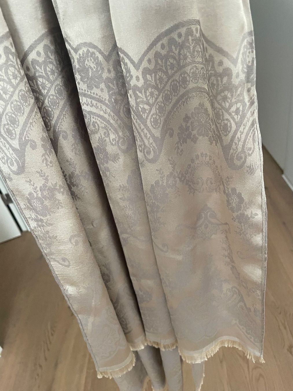 Foulard & Sciarpe: Pashmina Seidenschal – Nuovo (secondo la descrizione) da Richterswil venduto da KAYLEIGH_77 1