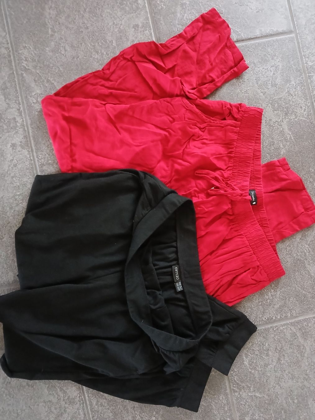 Hosen: Sommerhosen Stoff L/42 – Gebraucht aus recherswil von papamoll71