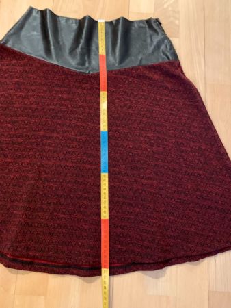 Colora Damen Rock, Gr. M, Farbe: Bordeaux, NEU