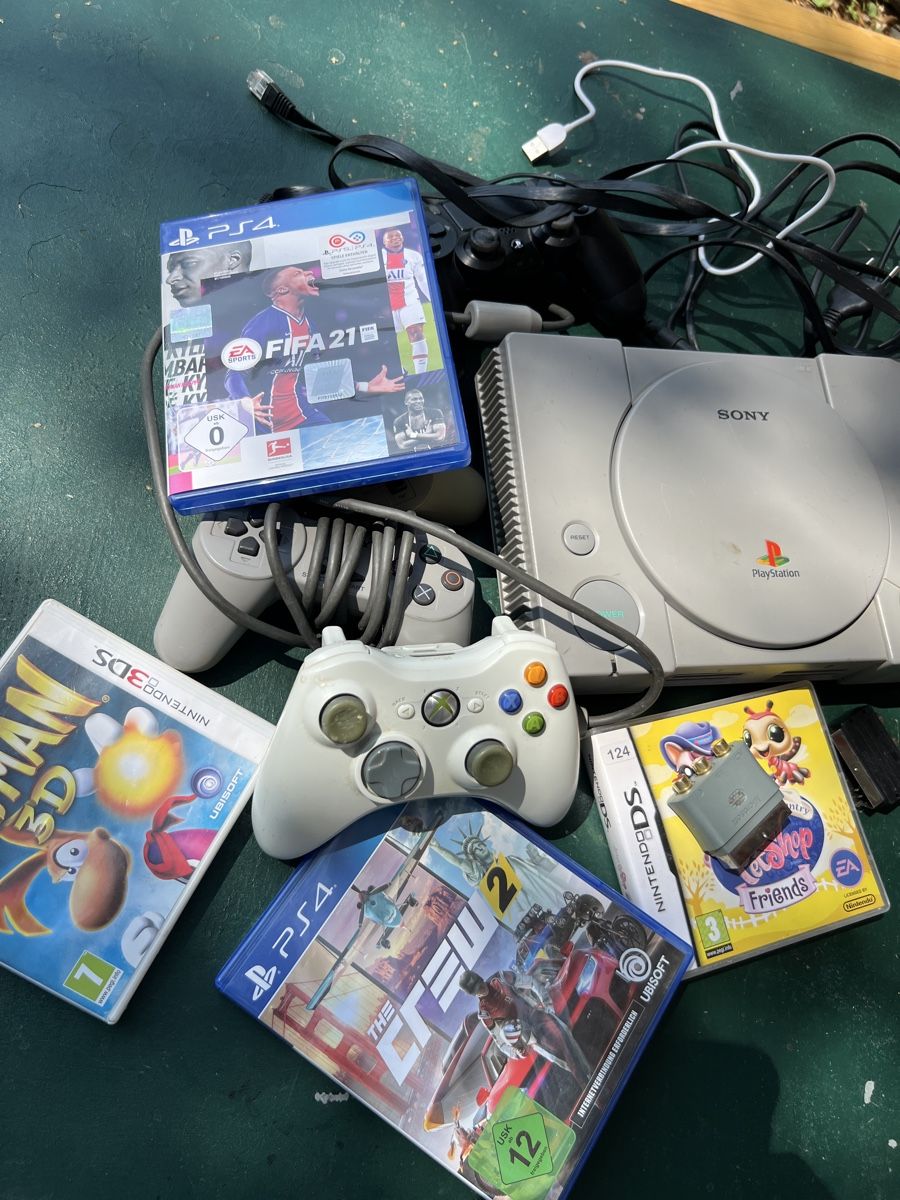 Giochi: Playstation, PS4, Xbox 360 Spiele Bundle – Usato da Urdorf venduto da Glouis