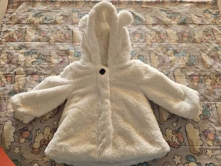 Cute coat, toddler size 71 sm, fleece, with hood!
