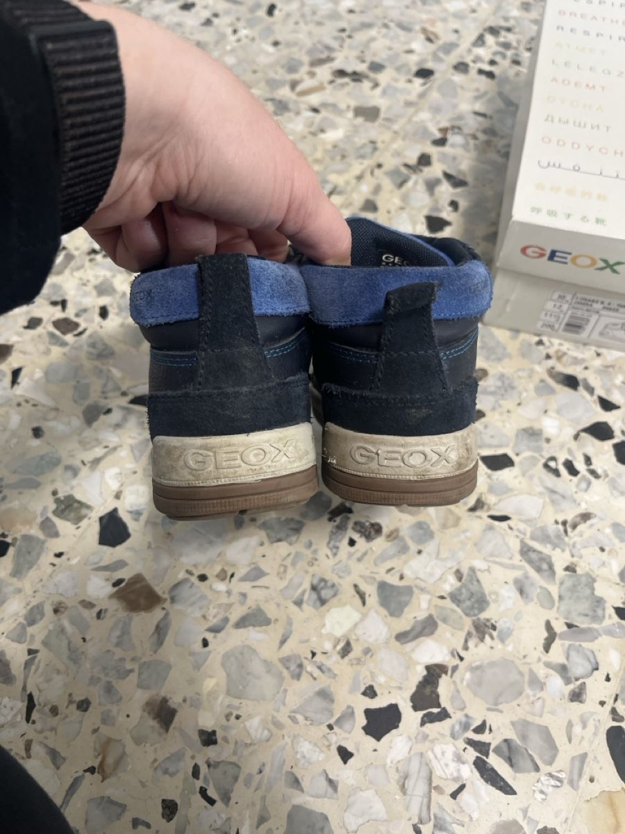 Geox Scarpe per ragazzi: Scarpe Geox bimbo n. 30 blu – Usato da Besazio venduto da EmyScucy 2