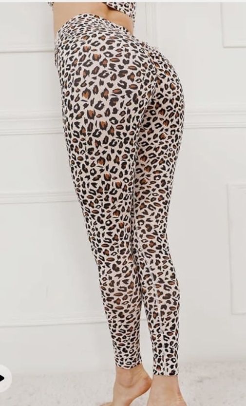 Leggings: Legging imprimé léopard taille L neuf – Neu und originalverpackt aus Genève von fra_f685 1