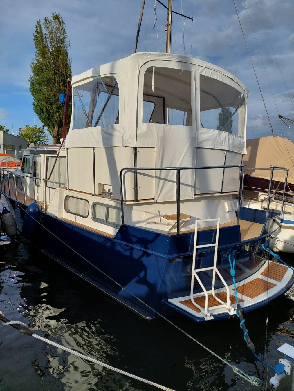 De Boarnstream Bateaux: Kanalboot/Wohnboot/Stahlyacht – D'occasion à Arbon par fel_ry8l 1