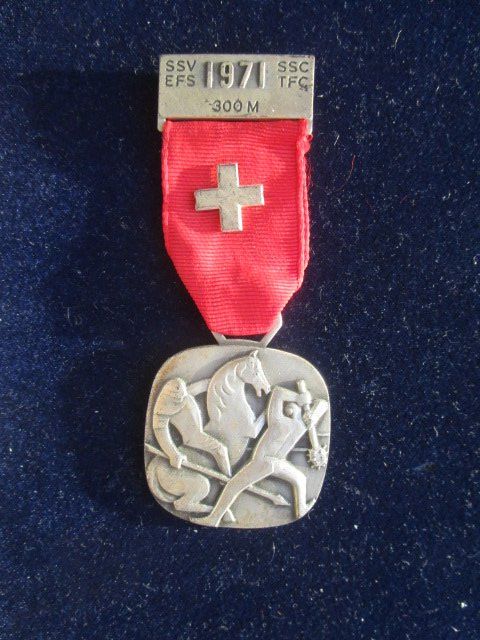 Medaglie: 3 X Eidg. Feldschiessen 300 Meter: 1971 -1972 - 1973 – Nuovo (secondo la descrizione) da Luzern venduto da Horoskop1 1