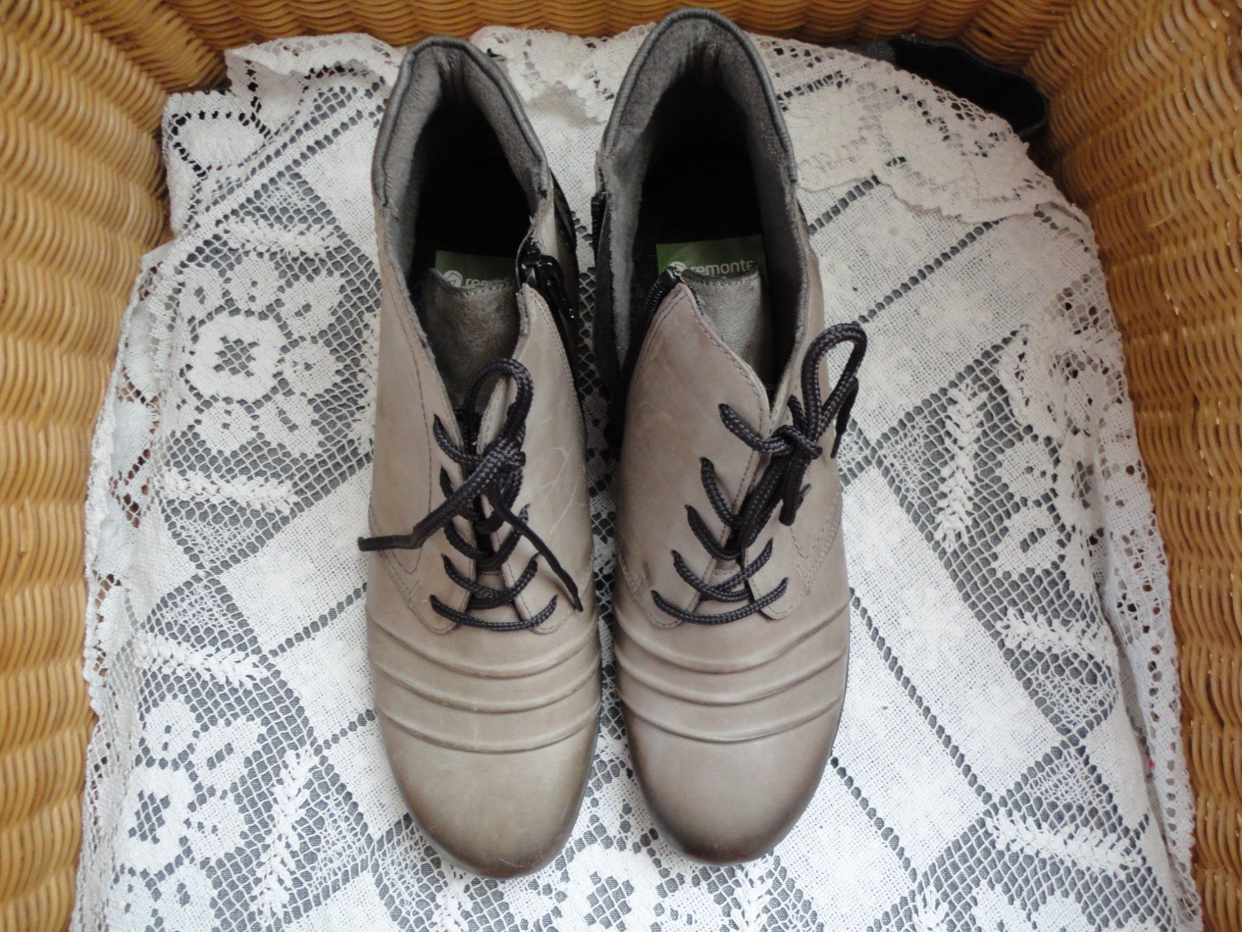 Chaussures femmes: Stiefelette remonte Gr. 40 NEU, VERSAND – Neuf (Voir description) à Strengelbach par Traumgarten 2