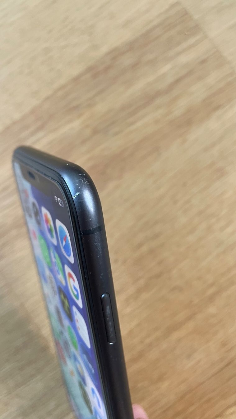 Apple Telefoni cellulari / Smartphones: iPhone 11 - 128 GB – Usato da Henggart venduto da bauman 3
