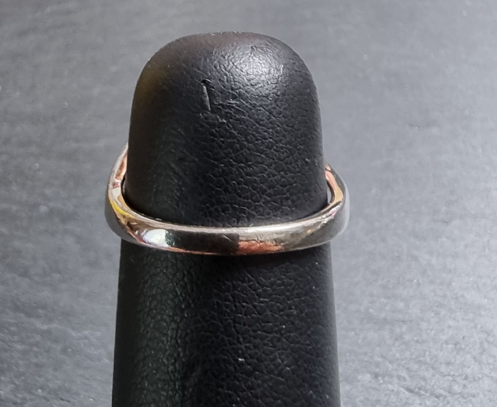 Anelli: Bague argent 925 Améthyste et zircons – Nuovo e nell'imballaggio originale da Veyrier venduto da Leilazizou 1