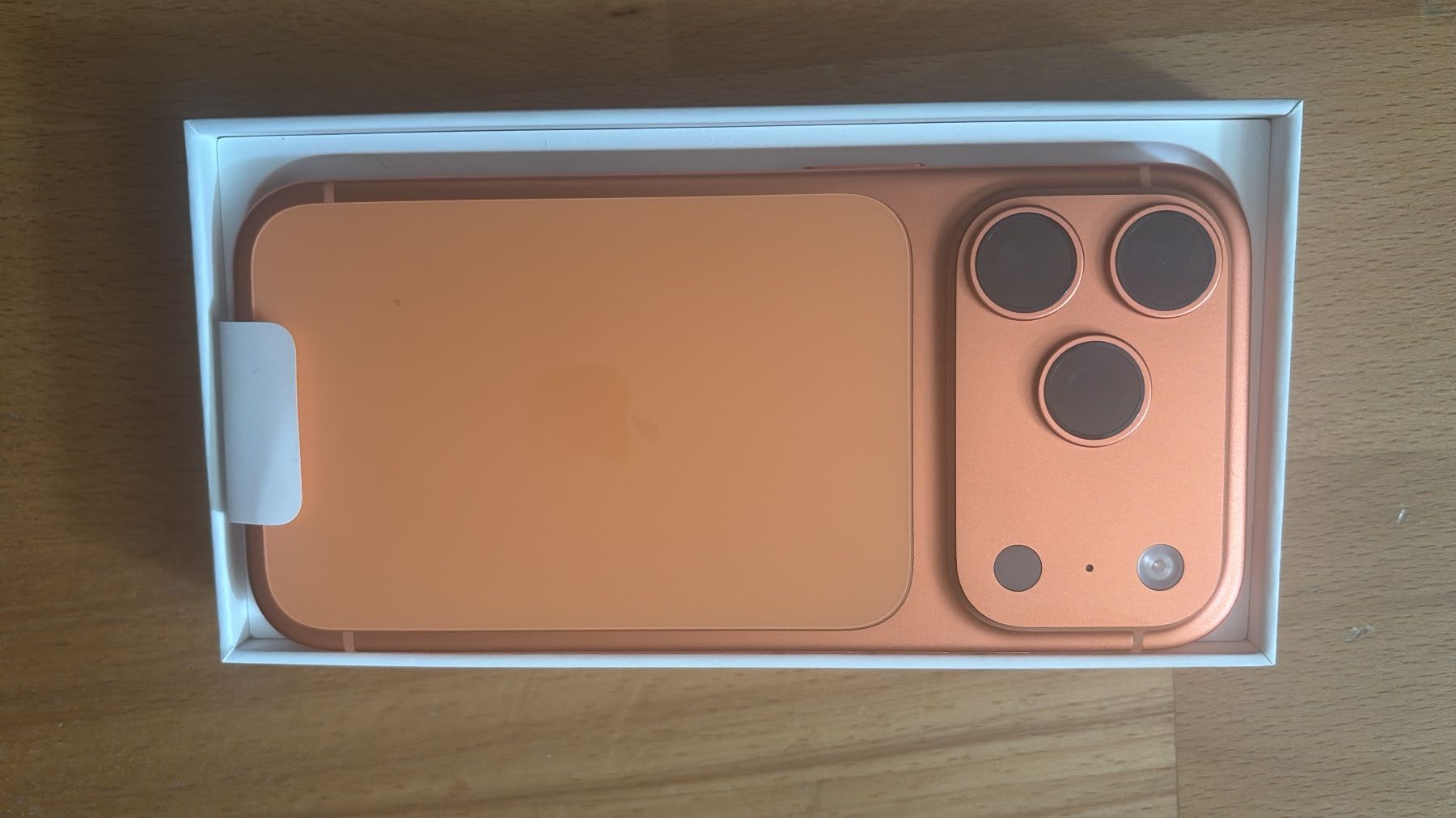 Apple Portables: Iphone 17 Pro cosmic Orange – Neuf avec emballage d'origine à ennenda par hak_25vs 2