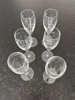 12 Champagnergläser