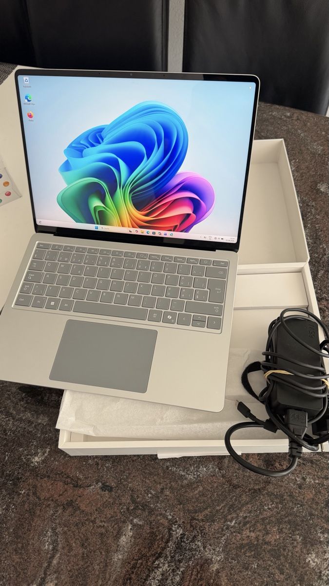 Notebook: Microsoft Surface Laptop wie neu Tolle Leistung  – Usato da St.Gallen venduto da gauwo
