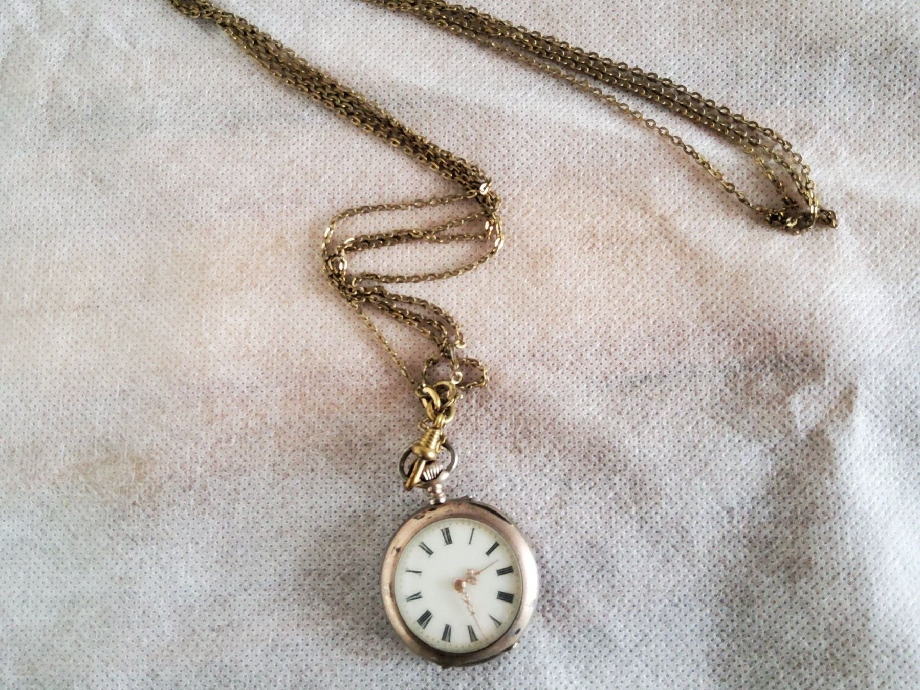 Orologi: Antike kleine Taschenuhr - Silber – Usato da Villnachern venduto da RicardoMary