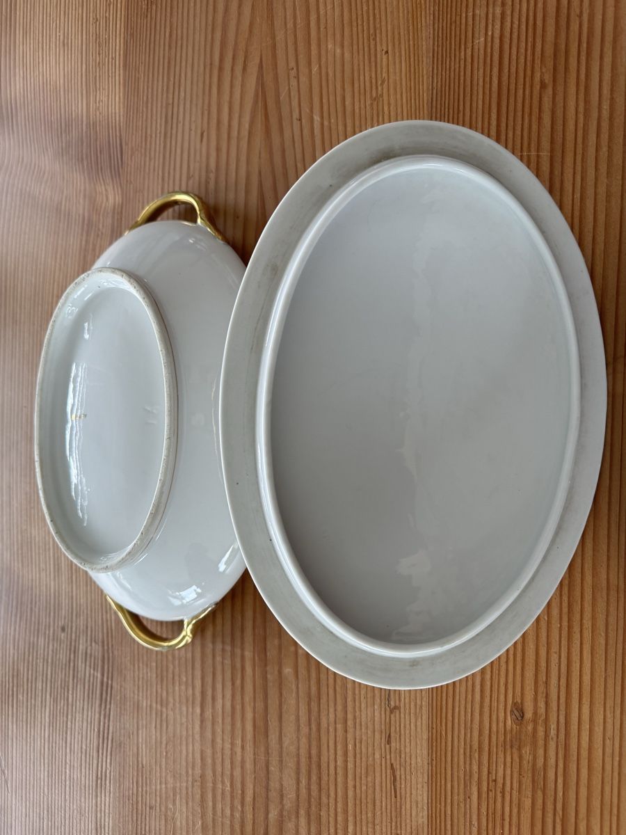 Schalen: Edle Servierschüssel /Terrine mit Deckel, Golddekor – Gebraucht aus Lanzenhäusern von Galaa 4