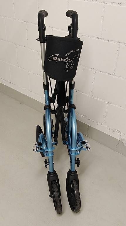 Ausili per la deambulazione: Massiver Transport Rollator  – Usato da Klingnau venduto da wal_68wl 4